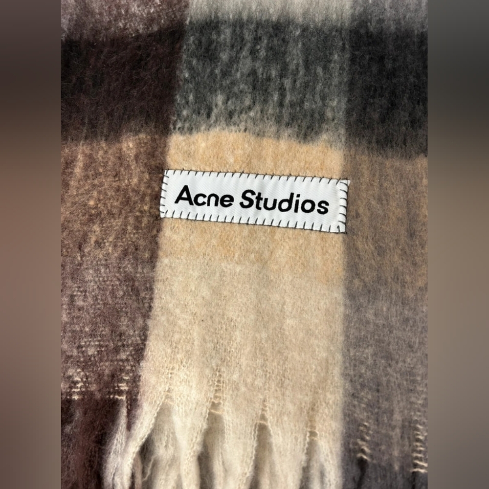 Acne Studios Scarf - Picture 3 of 5